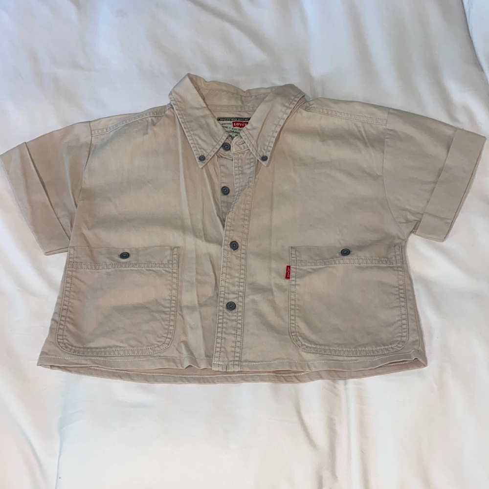 Levi’s crop top
